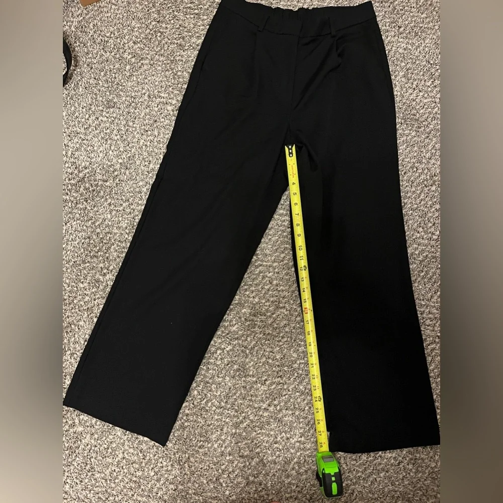 Old Navy Women’s Classic Wide Leg Black Dress Pants - Picture 5 of 5